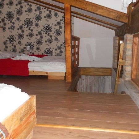 Apartments Borove Noci Vrdnik Δωμάτιο φωτογραφία