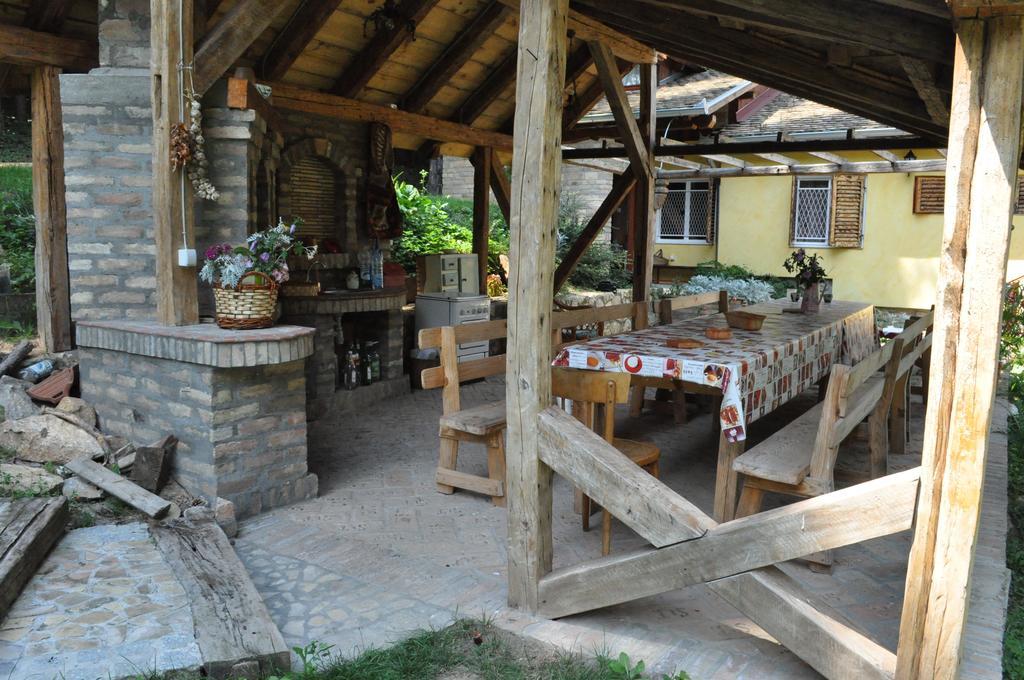 Apartments Borove Noci Vrdnik Εξωτερικό φωτογραφία