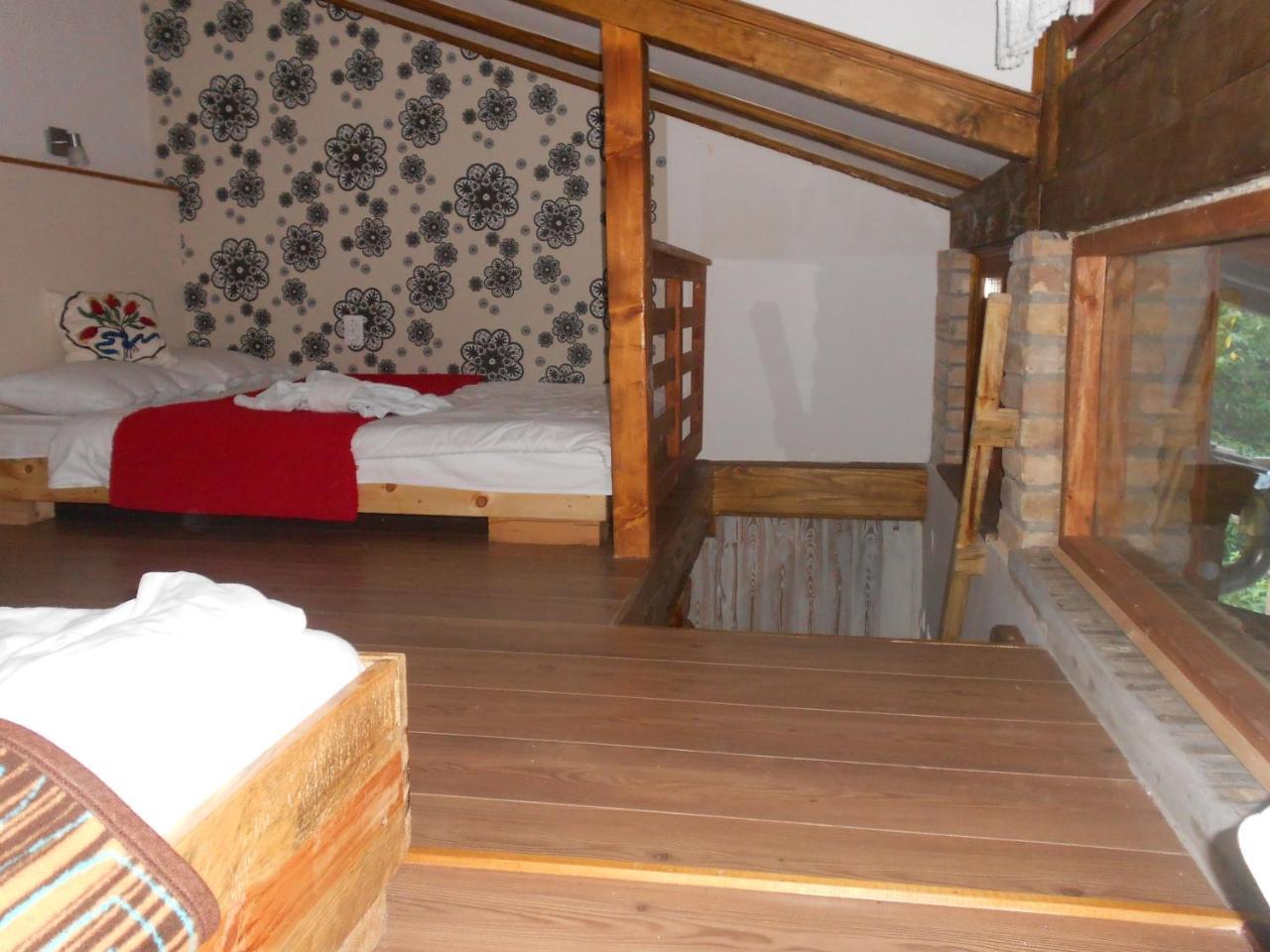 Apartments Borove Noci Vrdnik Δωμάτιο φωτογραφία